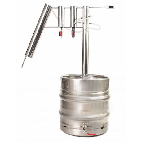 Destylator z dwoma odstojnikami 