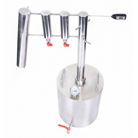Destylator z dwoma odstojnikami 